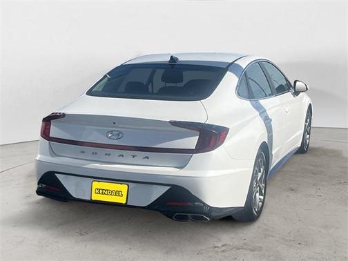 2022 Hyundai SONATA SEL