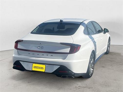 2022 Hyundai SONATA SEL