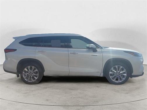 2021 Toyota Highlander Hybrid Limited
