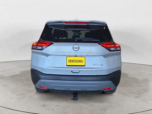 Brilliant Silver Metallic 2023 Nissan Rogue SV