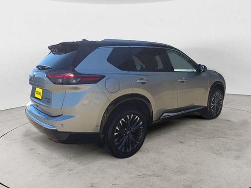 2t Chpn Blk Roo 2024 Nissan Rogue Platinum