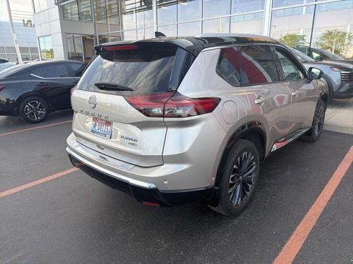 2t Chpn Blk Roo 2024 Nissan Rogue Platinum