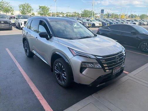 2t Chpn Blk Roo 2024 Nissan Rogue Platinum