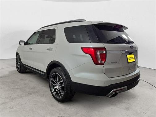 2017 Ford Explorer Platinum