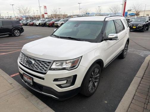 2017 Ford Explorer Platinum