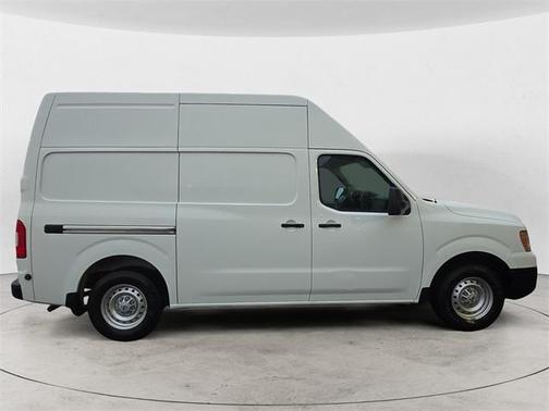 2021 Nissan NV Cargo NV2500 HD S V6/S V8