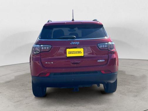 Red Line 2018 Jeep Compass Latitude