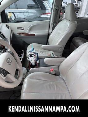 2013 Toyota Sienna XLE