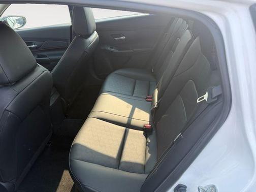 Aspen White 2026 Nissan Sentra SR