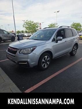 Ice Silver Metallic 2018 Subaru Forester 2.5i Premium