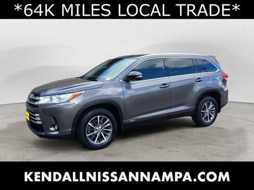 Predawn Gray Mica 2019 Toyota Highlander Hybrid XLE