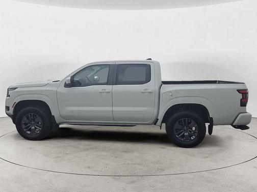 Glacier White 2026 Nissan Frontier SV
