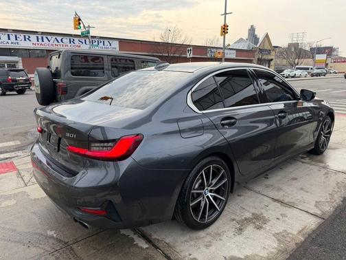 2020 BMW 330 i