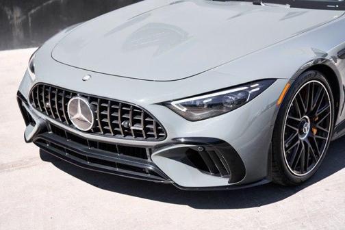 2025 Mercedes-Benz AMG SL 63 S E Performance