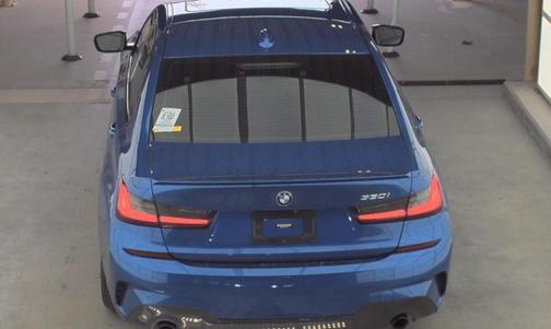 2022 BMW 330 i