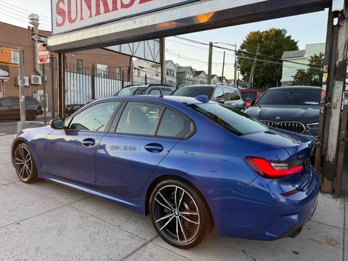 Blue 2021 BMW 330 i xDrive
