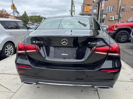 2021 Mercedes-Benz A-Class A 220 4MATIC