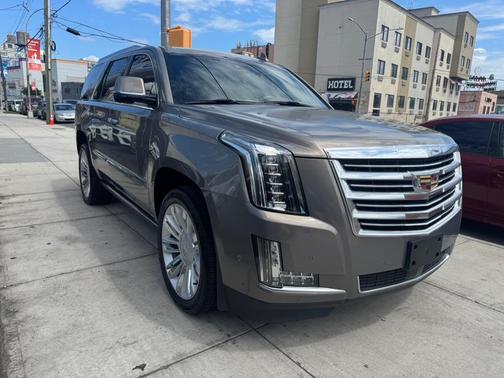 2017 Cadillac Escalade Platinum