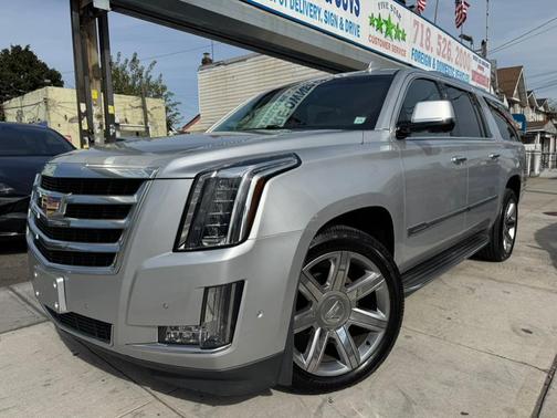 2018 Cadillac Escalade ESV Luxury