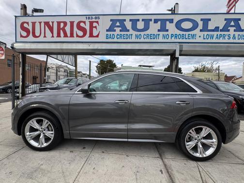 2020 Audi Q8 55 Premium Plus
