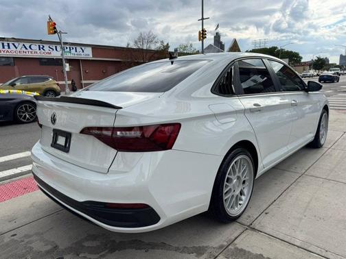 Pure White 2023 Volkswagen Jetta 1.5T Sport