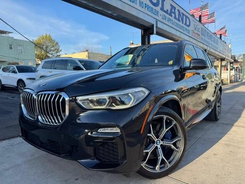 Black 2019 BMW X5 xDrive50i