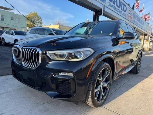 Black 2019 BMW X5 xDrive50i