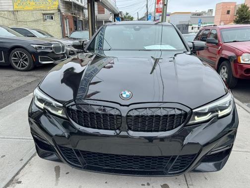 2019 BMW 330 i