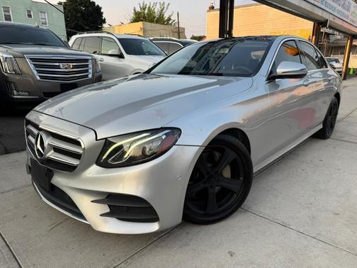 2017 Mercedes-Benz E-Class E 300 4MATIC Sport