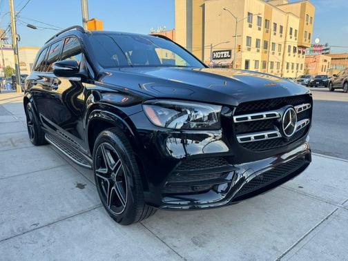 Black 2022 Mercedes-Benz GLS 450 4MATIC