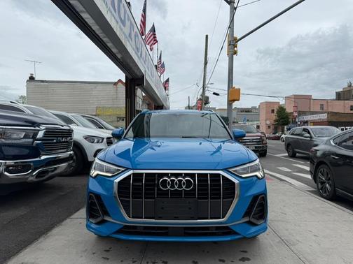 2019 Audi Q3 2.0T S line Premium Plus