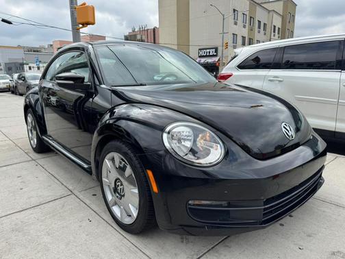 2016 Volkswagen Beetle 1.8T SE