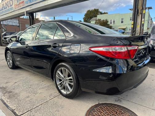 2015 Toyota Camry SE