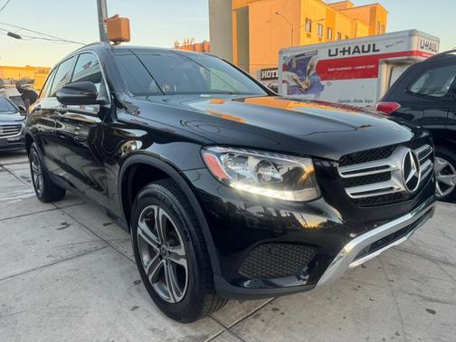 2018 Mercedes-Benz GLC 300 Base 4MATIC