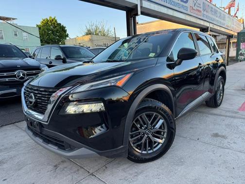 Black 2023 Nissan Rogue S
