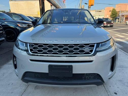 Seoul Pearl Silver 2020 Land Rover Range Rover Evoque S