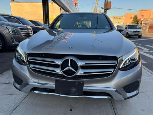 2019 Mercedes-Benz GLC 300 Base 4MATIC