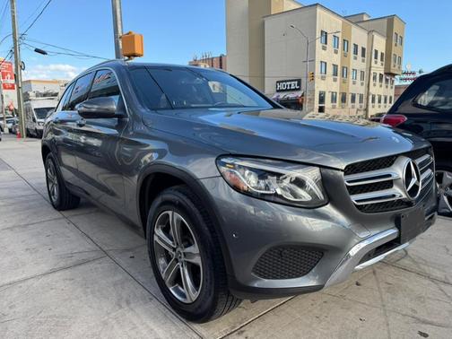 2017 Mercedes-Benz GLC 300 Base 4MATIC