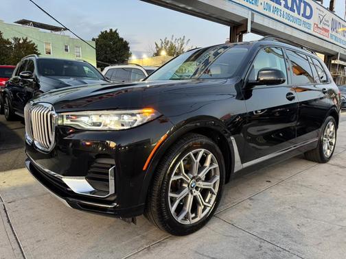 2022 BMW X7 xDrive40i