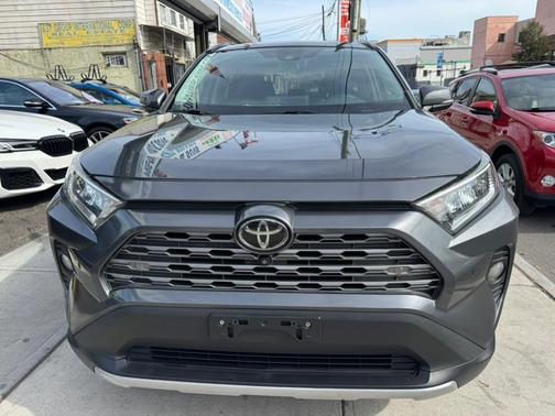 2019 Toyota RAV4 Limited