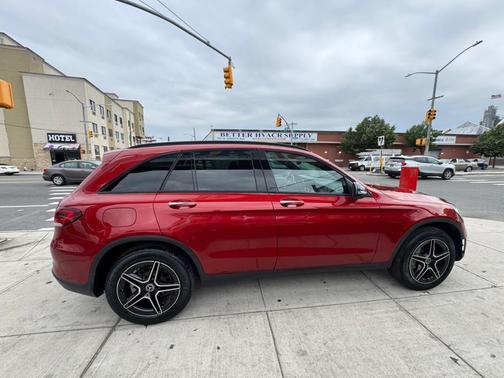 2021 Mercedes-Benz GLC 300 Base 4MATIC