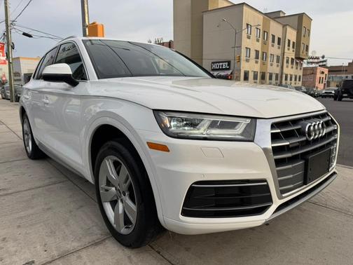 2019 Audi Q5 2.0T Premium Plus