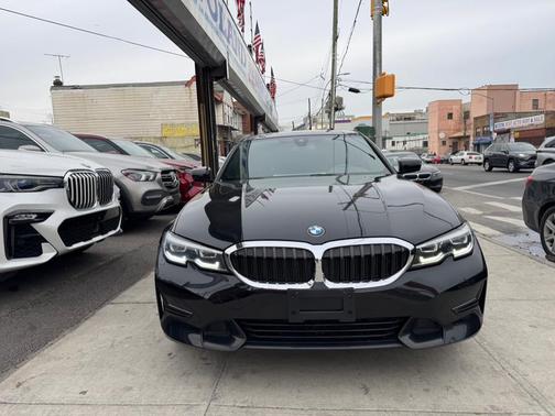 2022 BMW 330 i