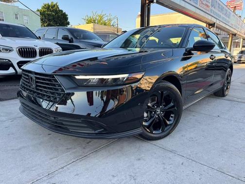 Black 2025 Honda Accord SE