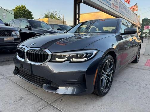 Gray 2019 BMW 330 i xDrive