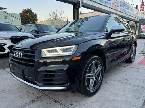 2018 Audi SQ5 3.0T Premium Plus