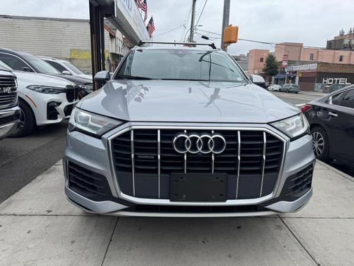 2020 Audi Q7 55 Premium