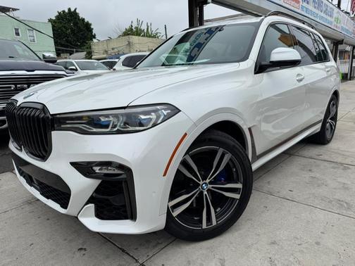 2020 BMW X7 M50i