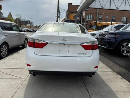 2015 Lexus ES 350 Crafted Line