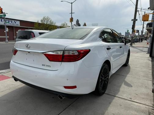 2015 Lexus ES 350 Crafted Line